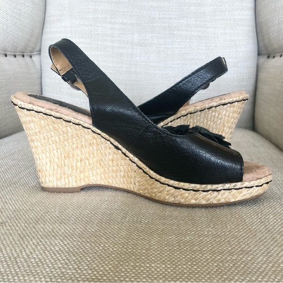 Born b.o.c Wedge Sandals Size 6 Slingback Floral Black Leather Comfy Chic - Picture 10 of 12